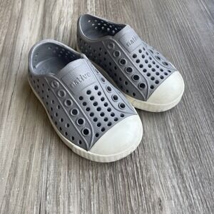 NATIVE Jefferson Pigeon Gray/ Bone White Slip-On Shoes Sz 4